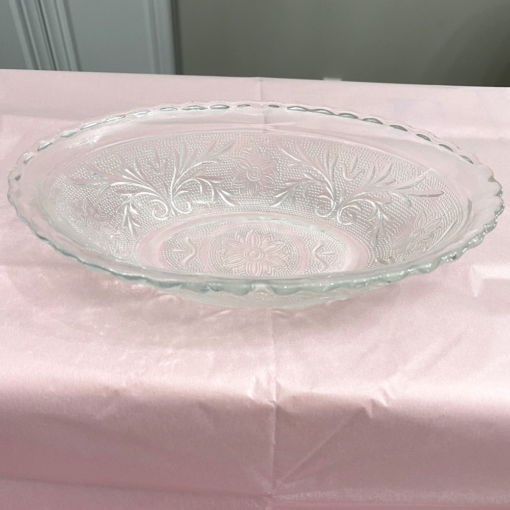 VTG INDIANA GLASS CLEAR SANDWICH PATTERN OVAL GLASS SERVING DISH